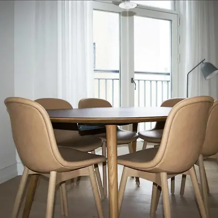 Beautifully Interior Designed Flat In The Heart Of Copenhagen