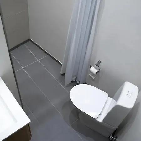 Beautifully Interior Designed Flat In The Heart Of